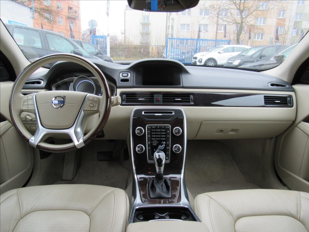 Volvo S80 Sedan / Limuzína 2,0 l 133 kw
