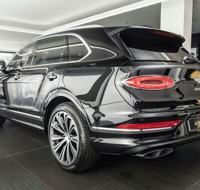 Bentley Bentayga 4