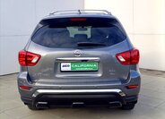 Nissan Pathfinder SUV 3,5 l 212 kw