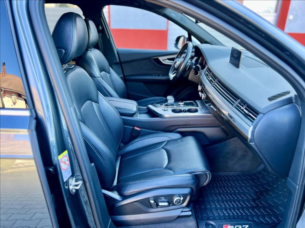 Audi SQ7 SUV / Terénní 4,0 l 320 kw