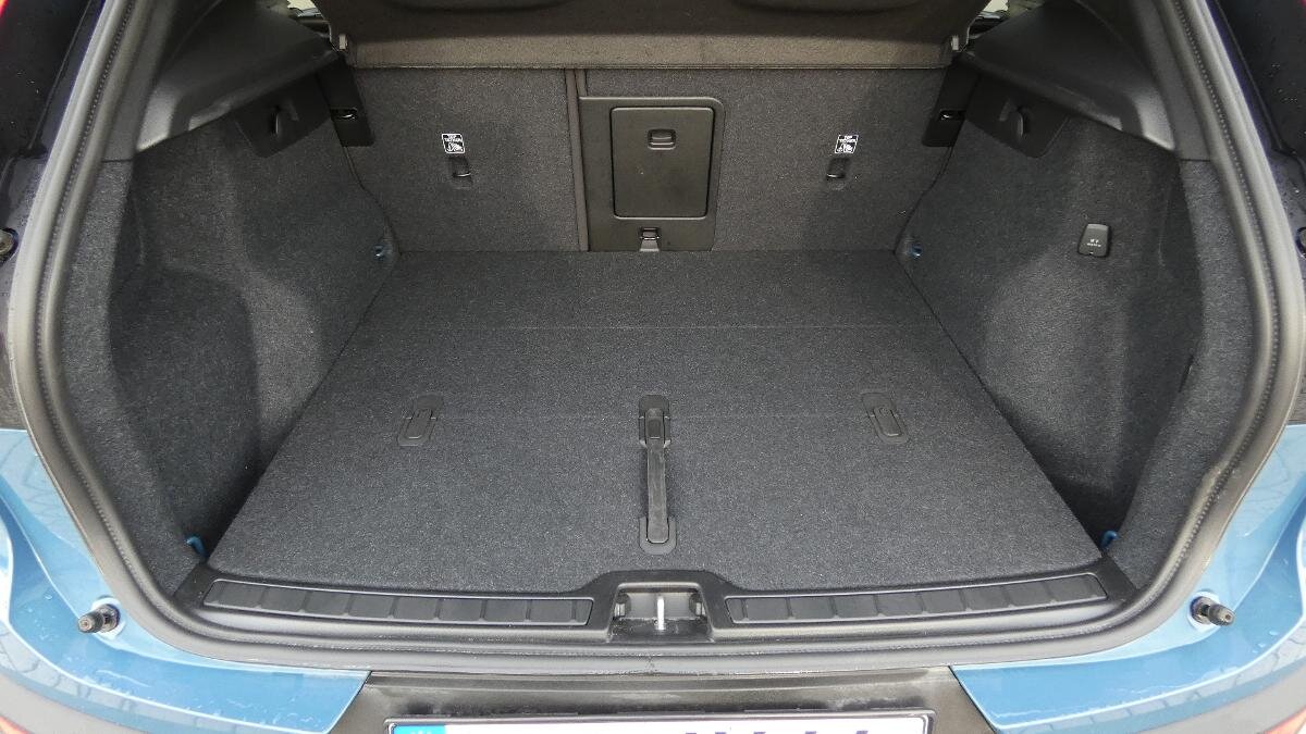 Volvo XC40 SUV / Terénní 2,0 l 120 kw