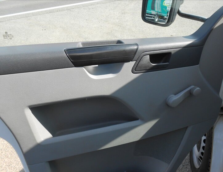 Volkswagen Transporter Kombi 2,0 l 75 kw