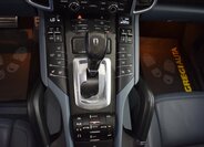 Porsche Cayenne SUV / Terénní 4,8 l 405 kw
