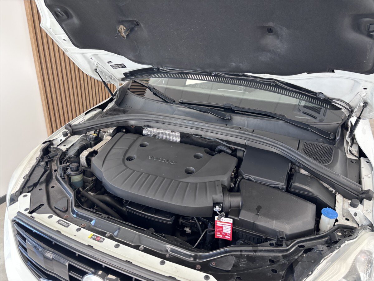 Volvo XC60 Kombi 2,4 l 140 kw