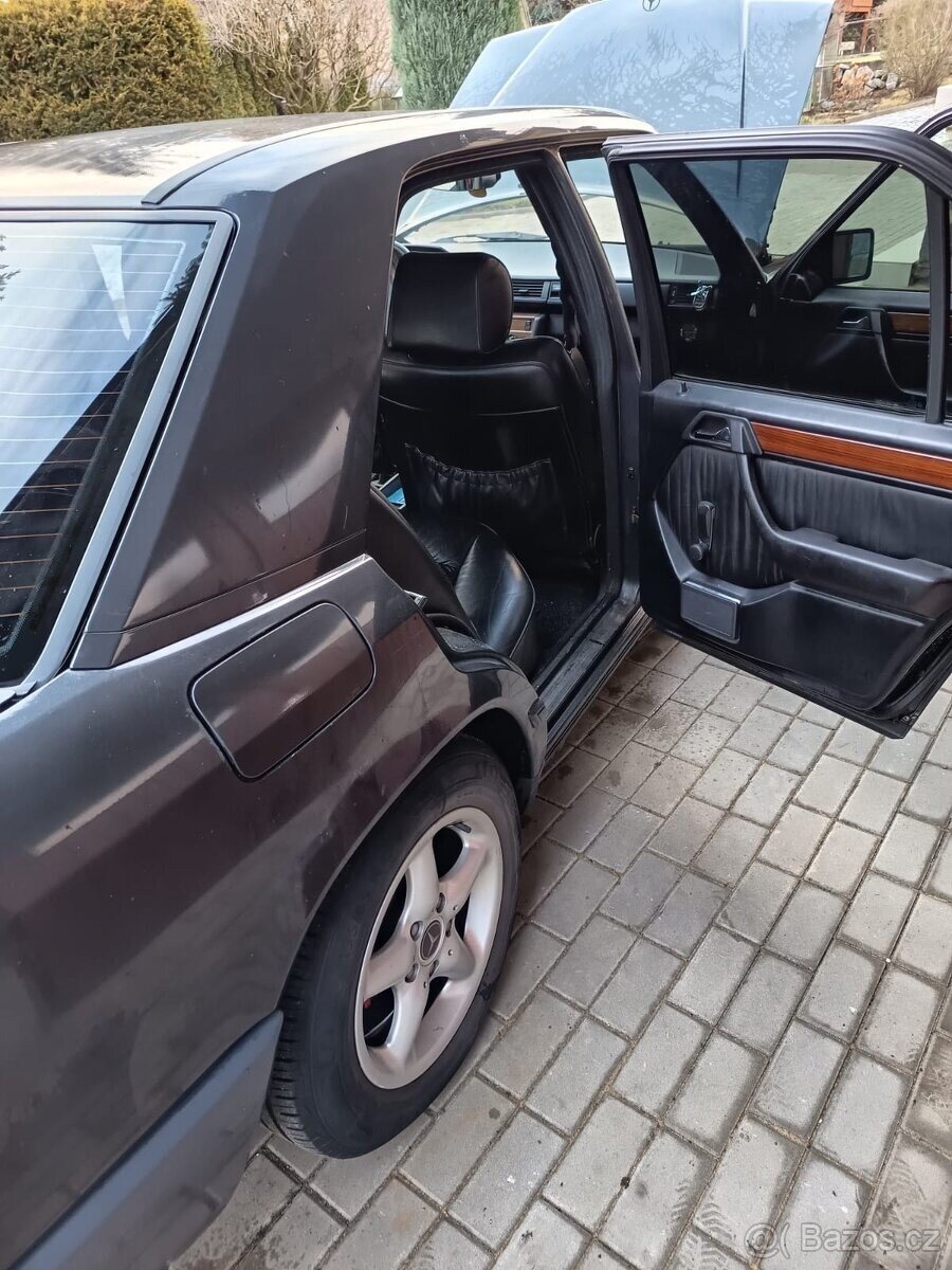 Mercedes-Benz Ostatní Sedan 0,0 0