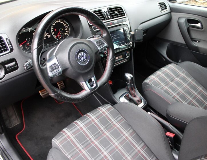 Volkswagen Polo Hatchback 1,4 l 132 kw