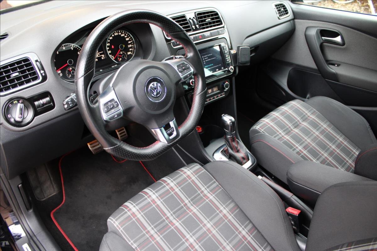 Volkswagen Polo Hatchback 1,4 l 132 kw