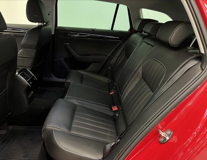 Škoda Superb Kombi 1,4 l 160 kw