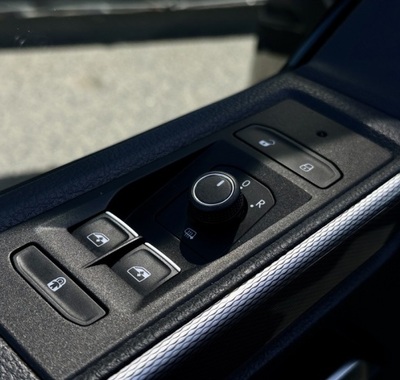 Volkswagen Multivan 48