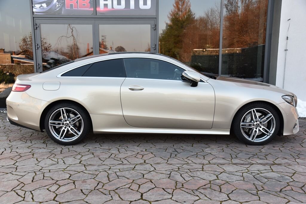 Mercedes-Benz Třídy E