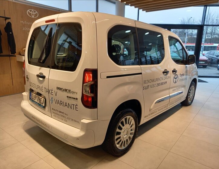 Toyota ProAce City Verso MPV 0,0 100 kw