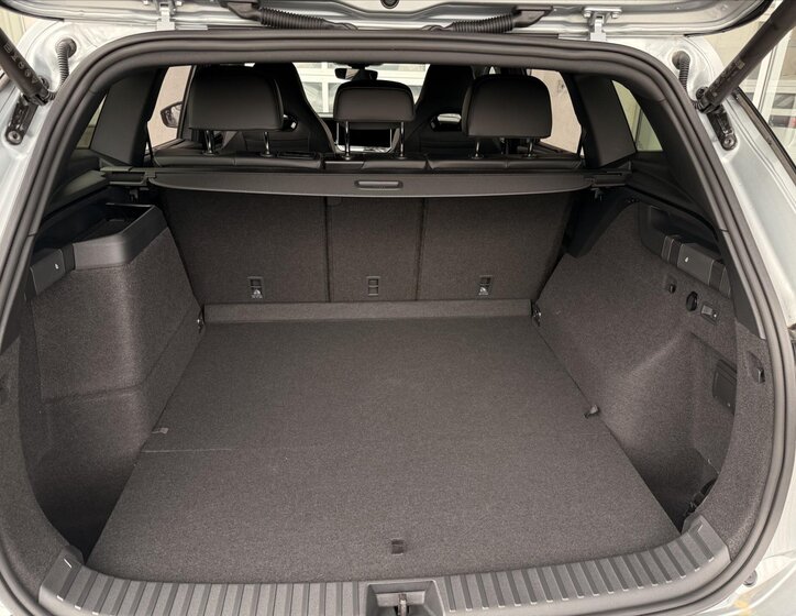 Volkswagen Tayron SUV / Terénní 1,5 l 150 kw