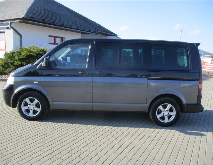 Volkswagen Multivan Kombi 2,5 l 128 kw