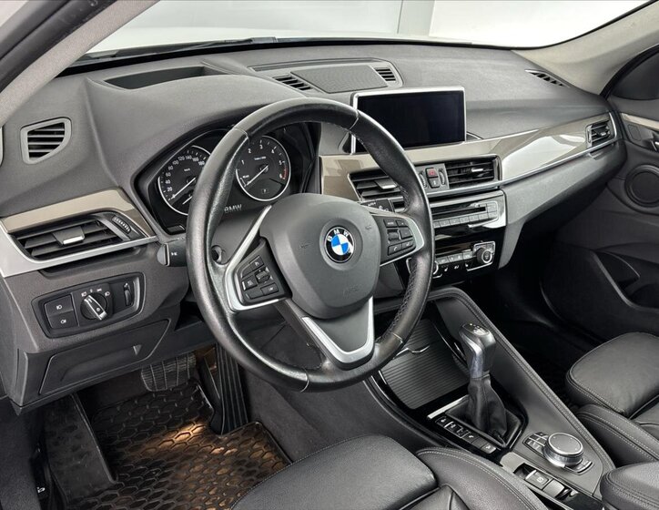 BMW X1 SUV / Terénní 2,0 l 140 kw
