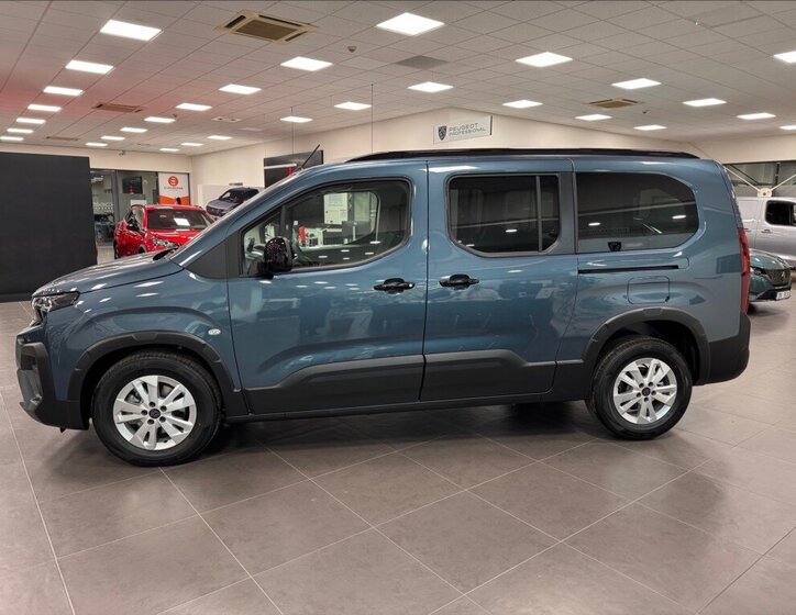 Peugeot Rifter MPV 1,5 l 96 kw