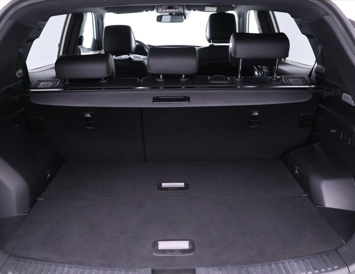 SsangYong Korando SUV / Terénní 1,5 l 120 kw