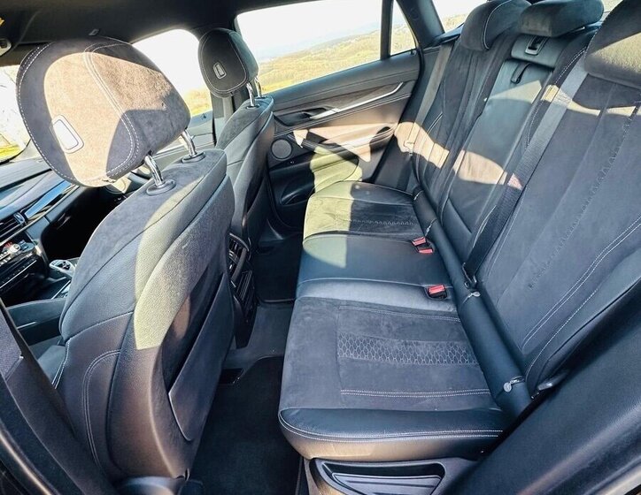 BMW X6 Sedan / Limuzína 0,0 230 kw