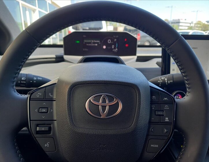 Toyota C-HR SUV / Terénní 0,0 160 kw