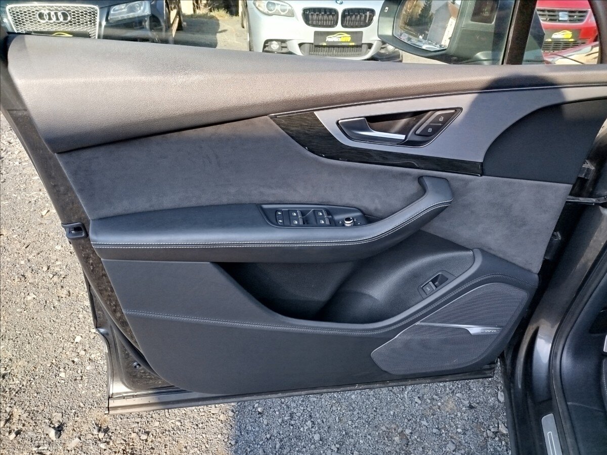 Audi Q7 SUV / Terénní 3,0 l 200 kw