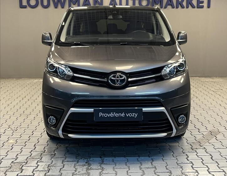 Toyota ProAce Verso 4