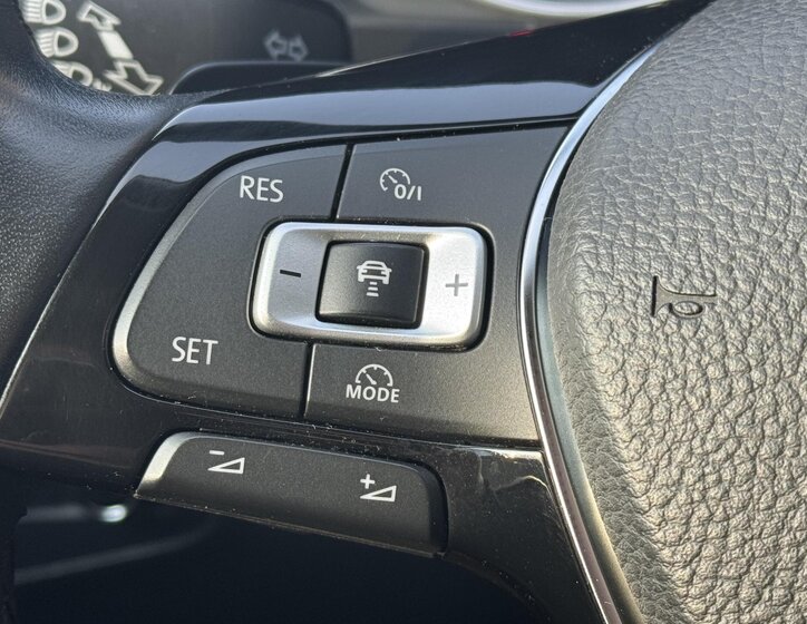 Volkswagen Tiguan SUV / Terénní 2,0 l 110 kw