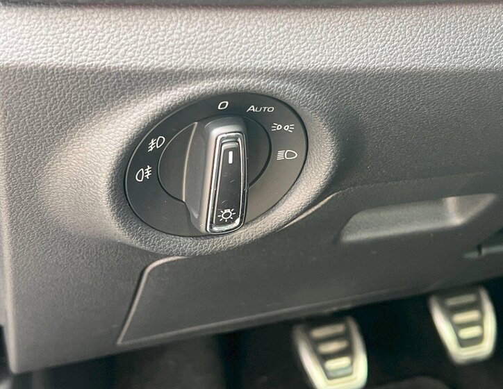 Škoda Scala Hatchback 1,0 l 85 kw