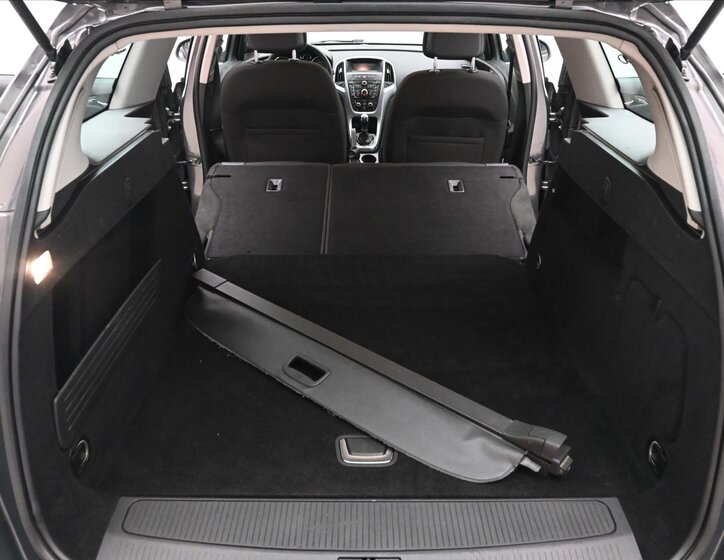 Opel Astra Kombi 1,7 l 81 kw