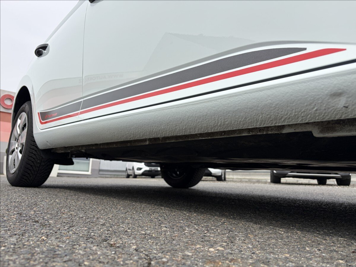 Škoda Fabia Hatchback 999,0 44 kw