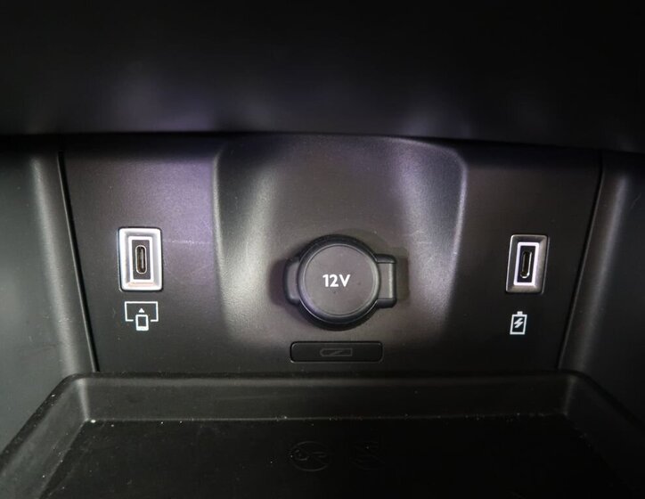 DS Automobiles DS7 Crossback SUV / Terénní 1,5 l 96 kw