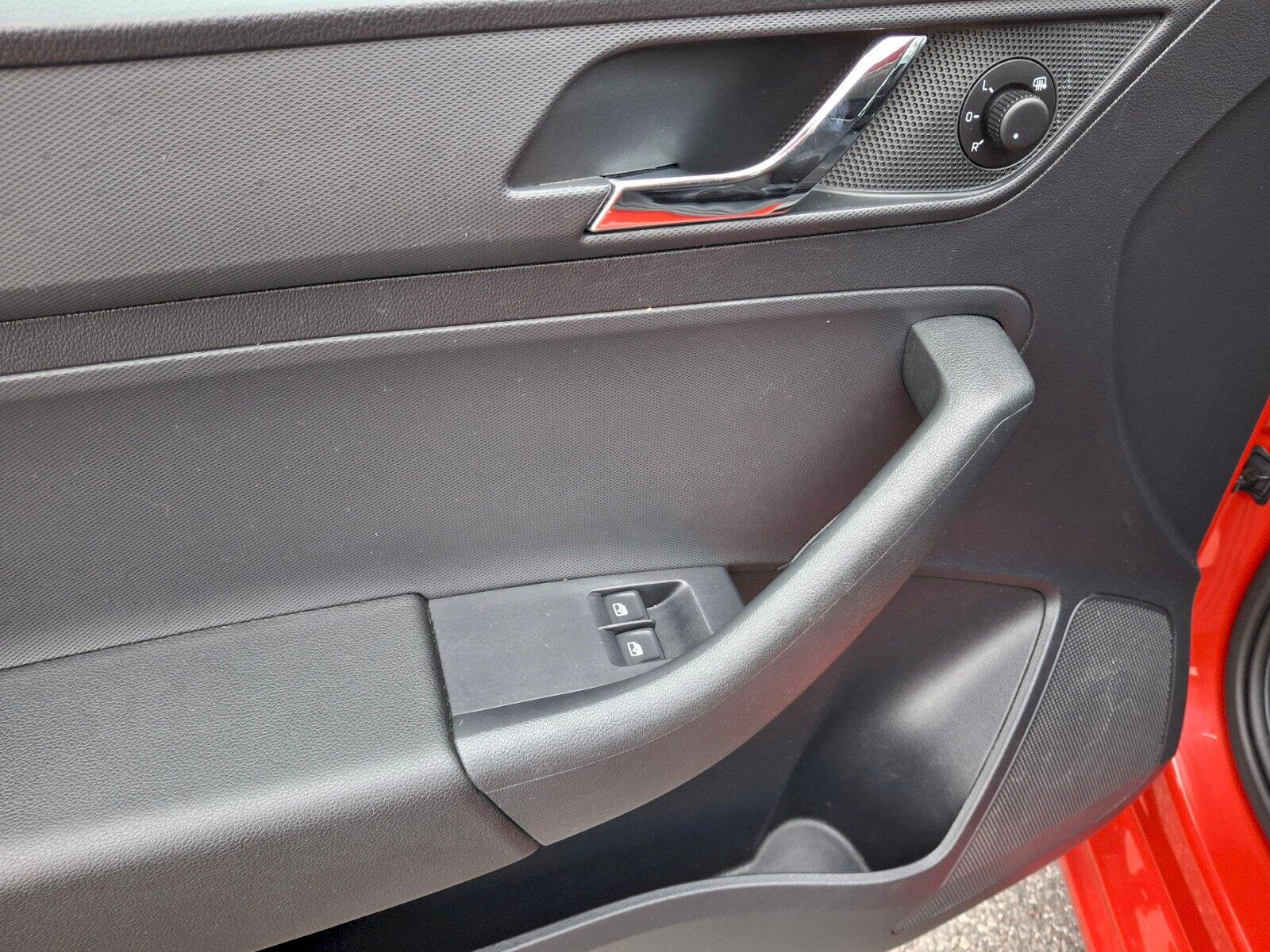 Škoda Rapid Sedan / Limuzína 1,2 l 66 kw