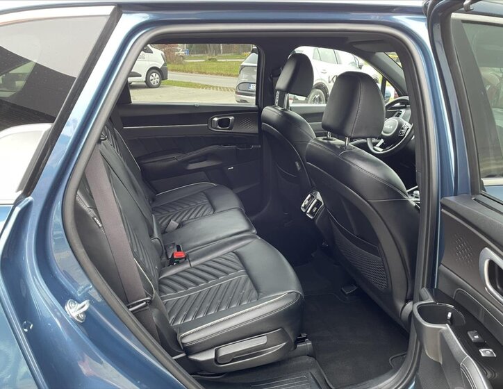 KIA Sorento SUV 2,2 l 142 kw