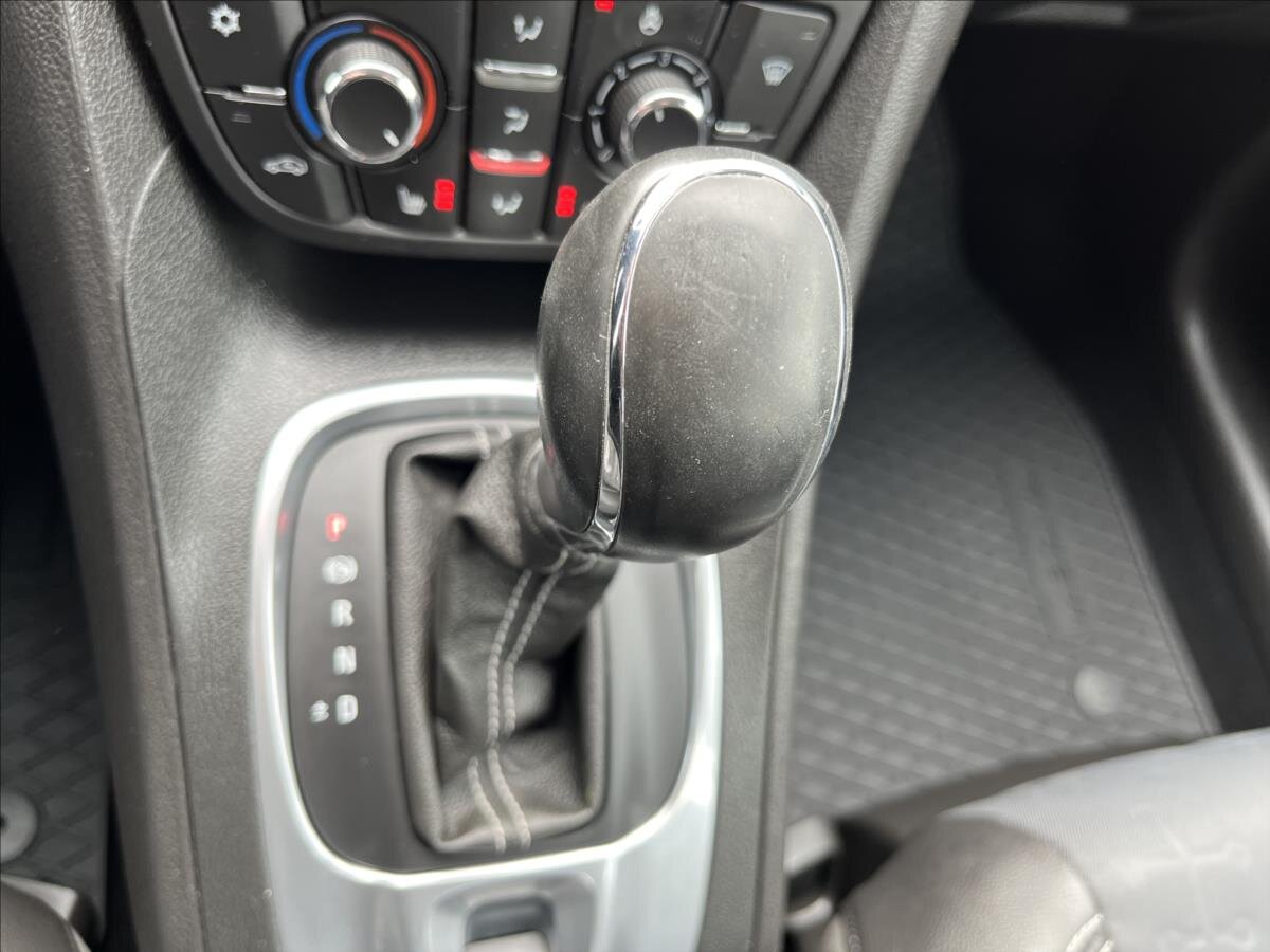 Opel Meriva MPV 1,4 l 88 kw