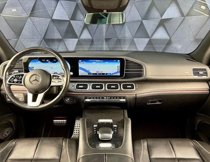 Mercedes-Benz GLS 10