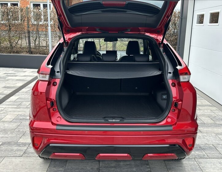 Mitsubishi Eclipse Cross Kombi 2,4 l 138 kw