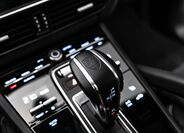 Porsche Cayenne SUV 4,0 l 338 kw