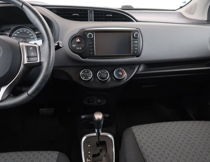 Toyota Yaris Hatchback 1,3 l 73 kw