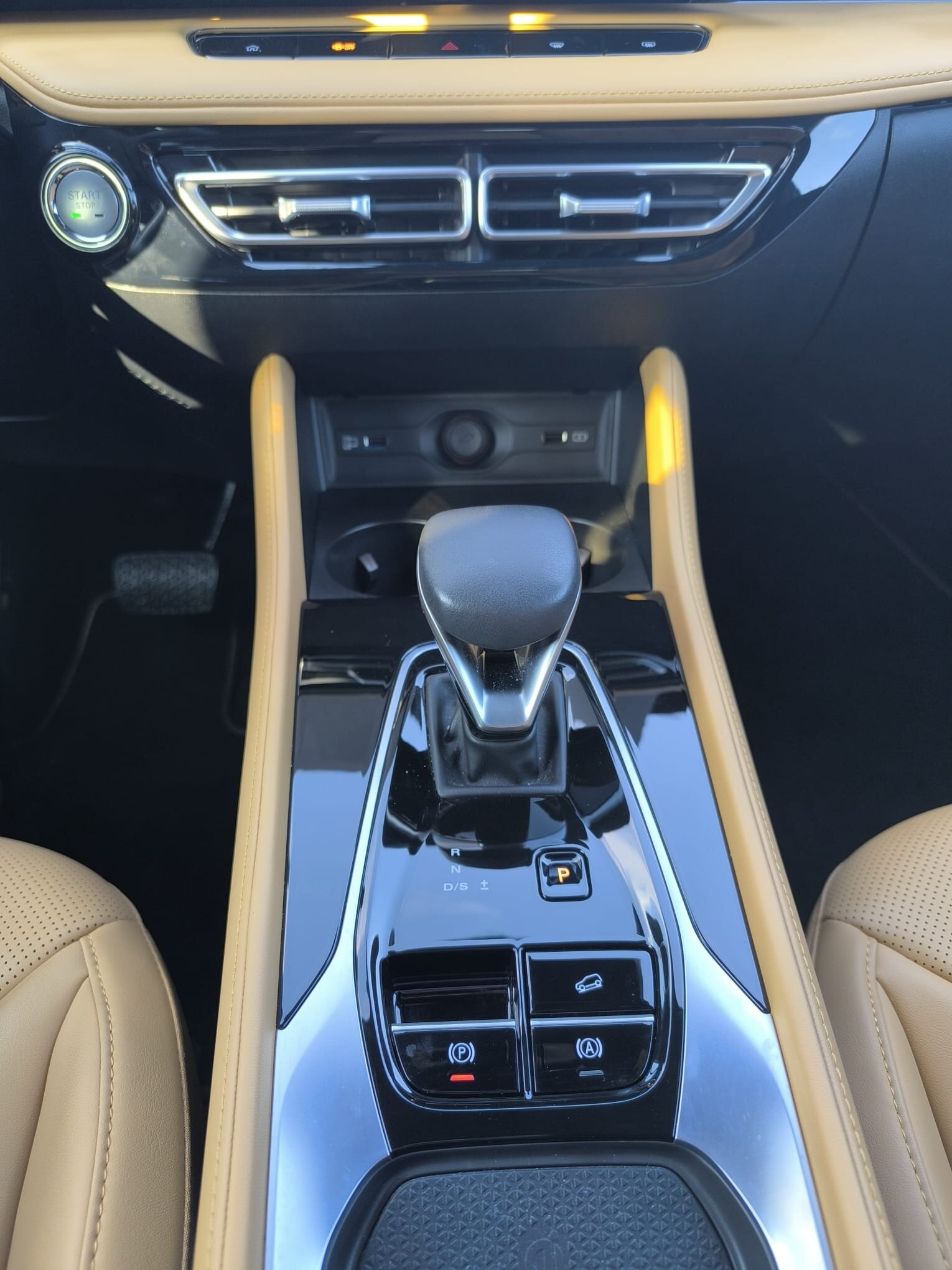 MG HS SUV 1,5 l 125 kw