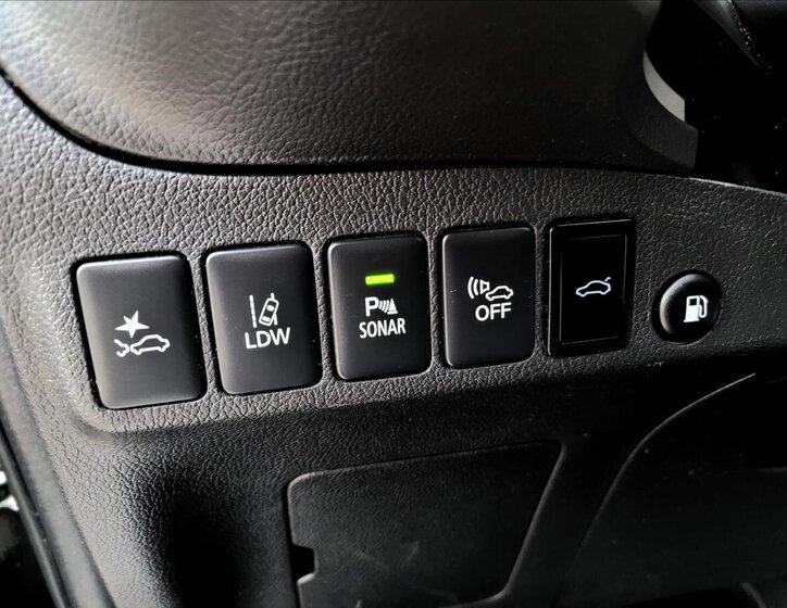 Mitsubishi Outlander SUV 2,4 l 165 kw