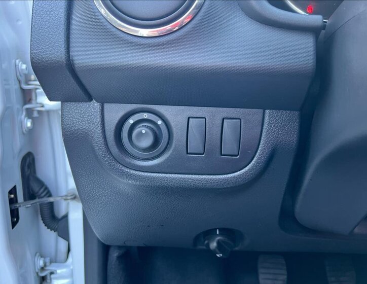 Dacia Sandero Hatchback 1,1 l 55 kw