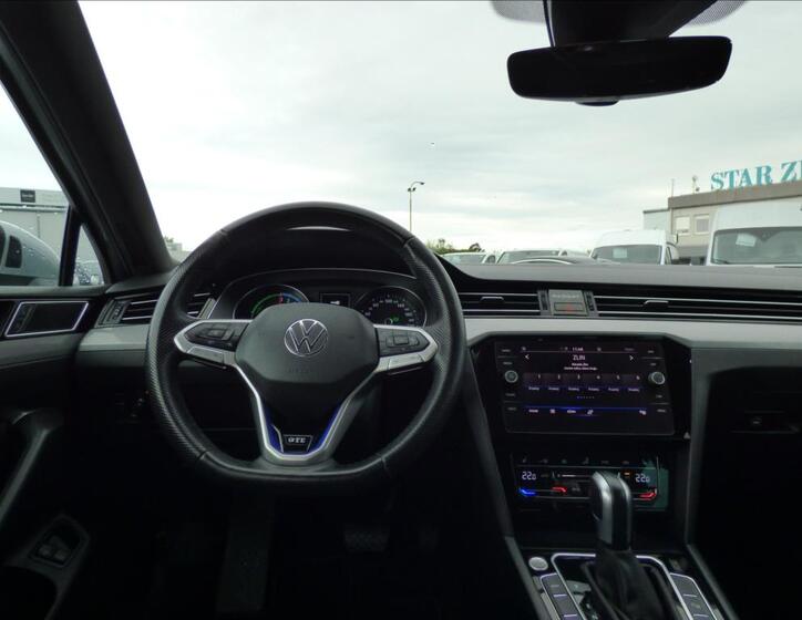 Volkswagen Passat 18