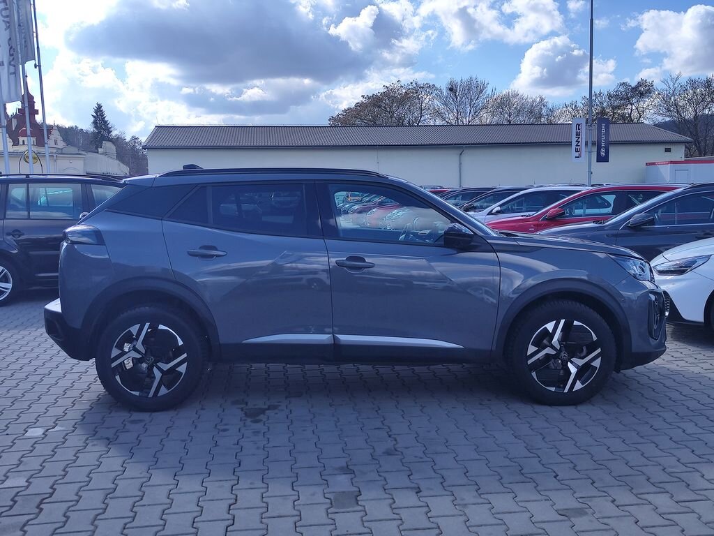 Peugeot 2008 Hatchback 1,2 l 74 kw