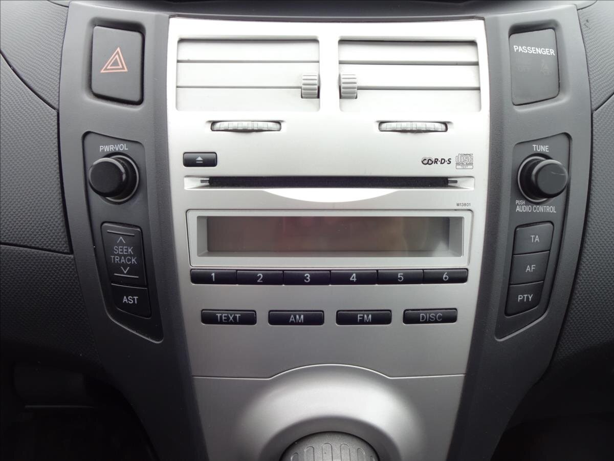 Toyota Yaris Hatchback 998,0 51 kw