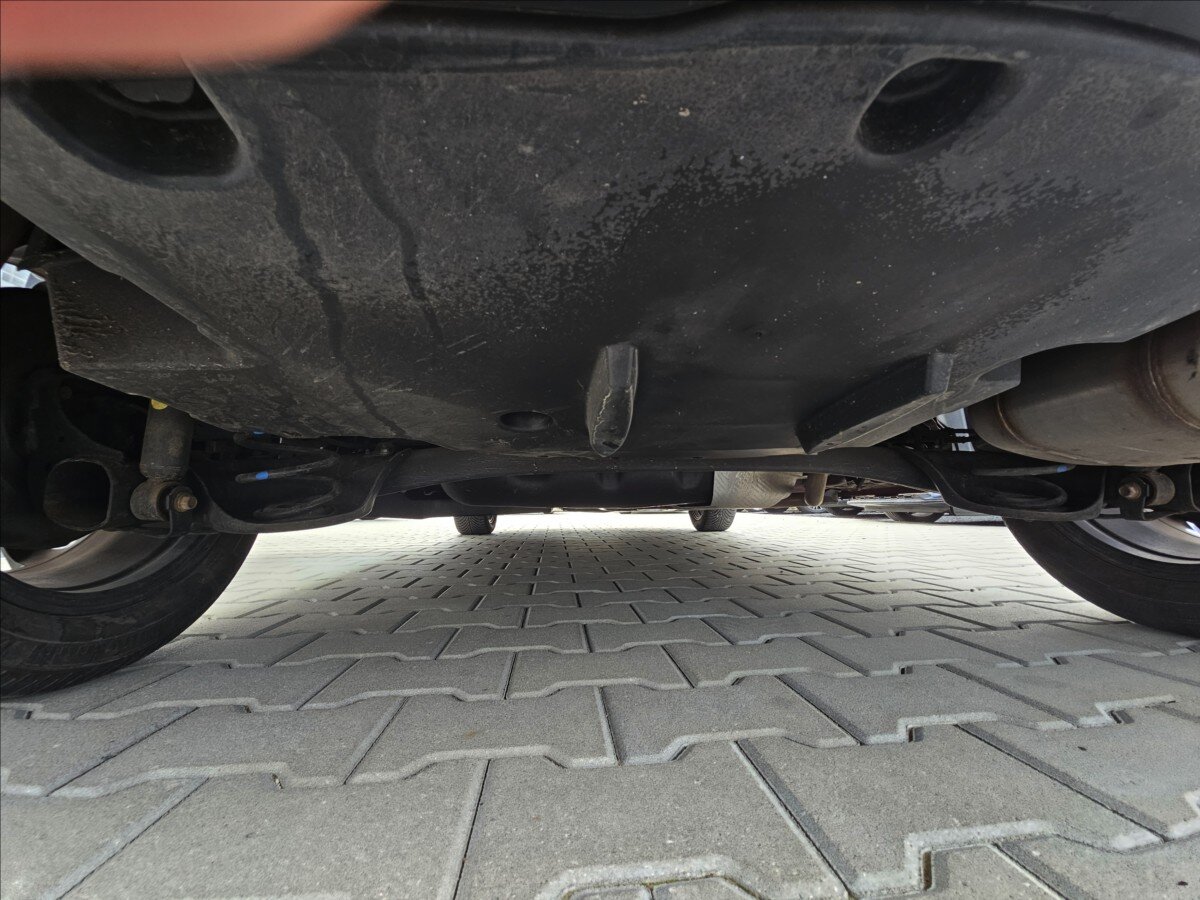 Toyota Yaris Hatchback 1,5 l 68 kw