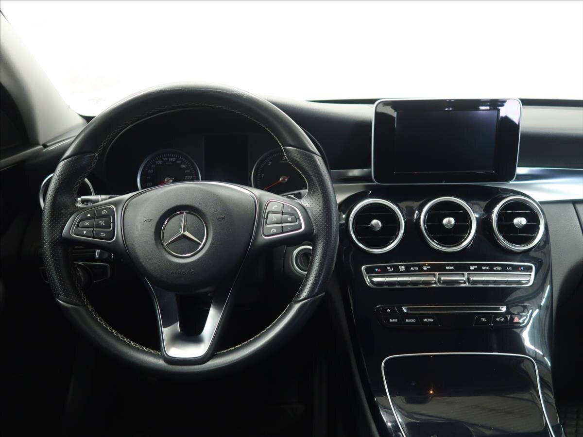 Mercedes-Benz Třídy C Kombi 1,6 l 100 kw