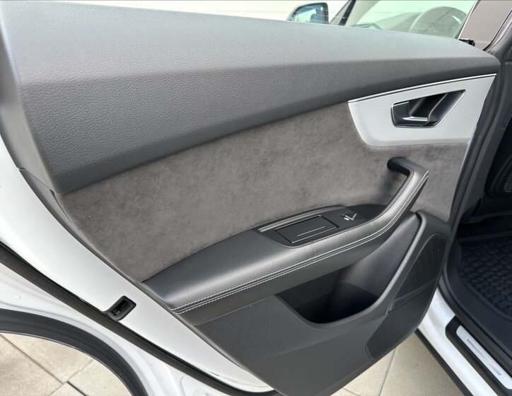 Audi SQ8 SUV / Terénní 4,0 l 320 kw