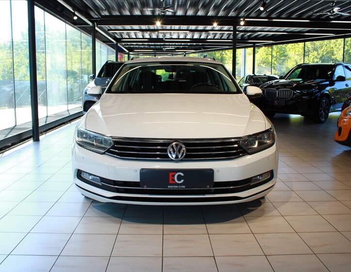 Volkswagen Passat 2