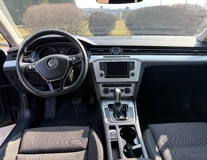 Volkswagen Passat Sedan / Limuzína 0,0 110 kw