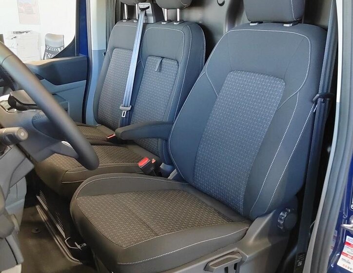 Ford Transit Custom 19