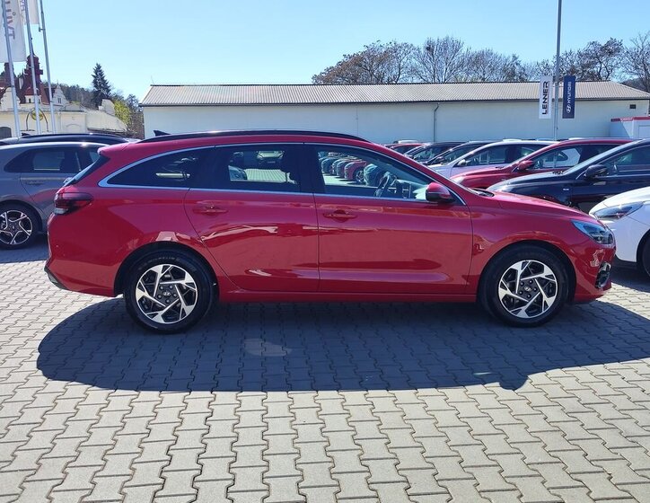 Hyundai i30 Kombi 998,0 74 kw