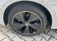 Škoda Scala Hatchback 1,0 l 85 kw